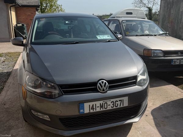 Volkswagen Polo Hatchback, Petrol, 2014, Grey