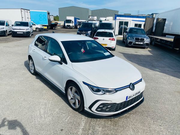 Volkswagen Golf Hatchback, Petrol Plug-in Hybrid, 2021, White