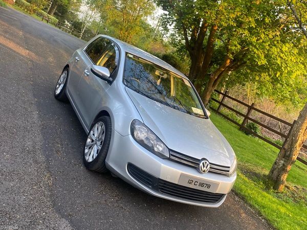Volkswagen Golf Hatchback, Diesel, 2012, Silver