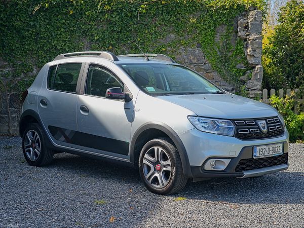 Dacia Sandero Hatchback, Petrol, 2019, Grey