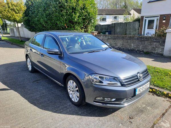 Volkswagen Passat Saloon, Diesel, 2014, Grey