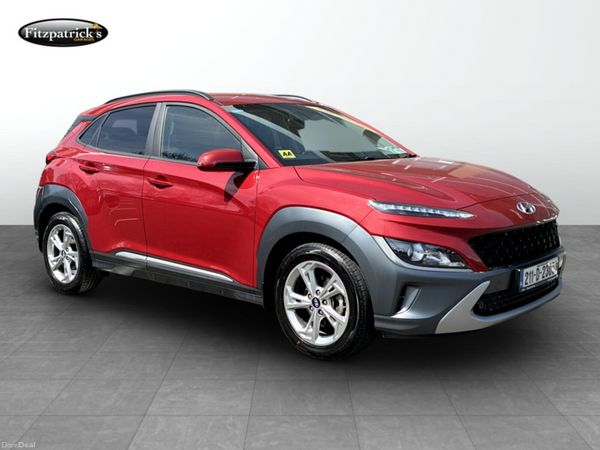 Hyundai KONA MPV, Petrol, 2021, Red