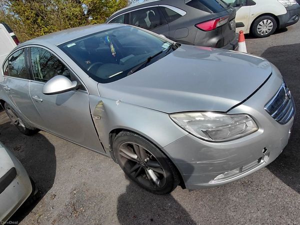 Opel Insignia MPV, Diesel, 2012, Silver