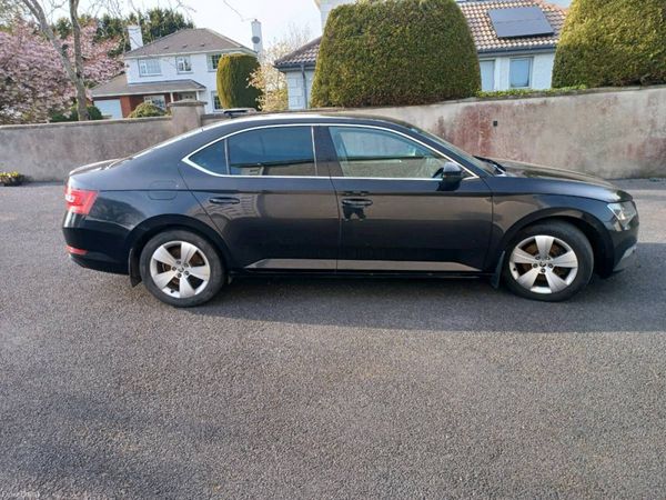 Skoda Superb Saloon, Diesel, 2016, Black