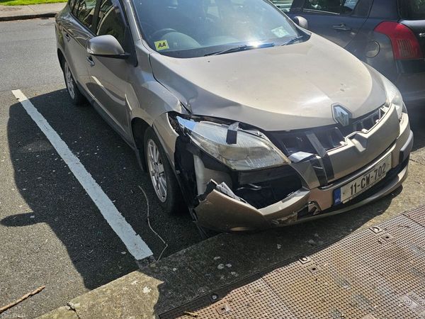 Renault Megane Estate, Diesel, 2011, Gold