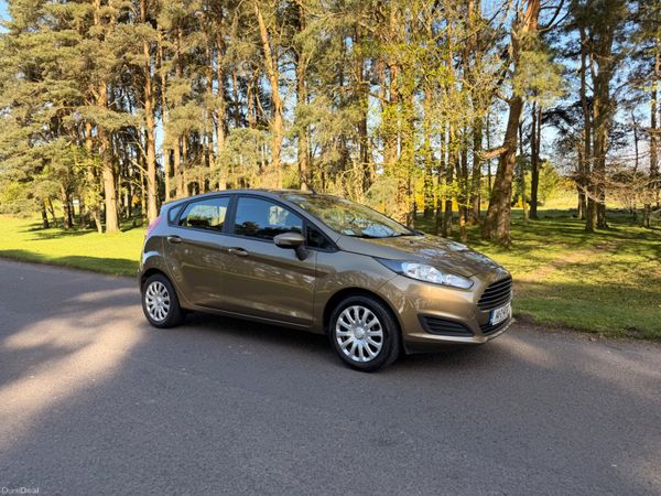 Ford Fiesta Hatchback, Petrol, 2014, Black