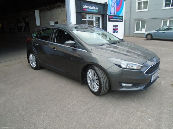 Ford Focus Hatchback, Diesel, 2017, Grey