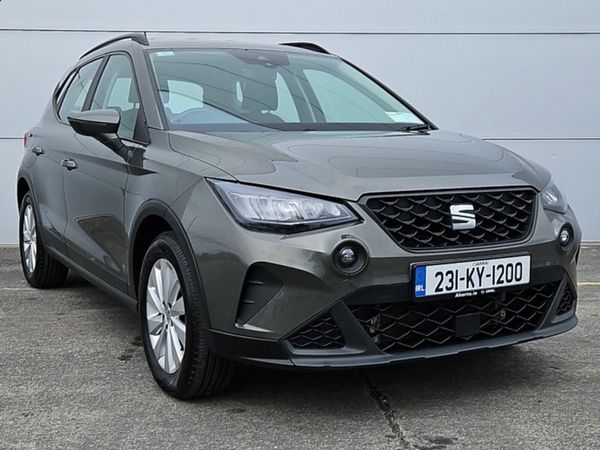 SEAT Arona SUV, Petrol, 2023, Green