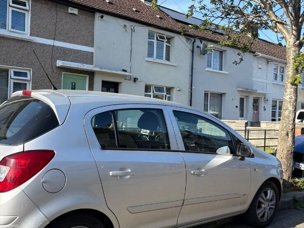 Opel Corsa Hatchback, Petrol, 2007, Silver