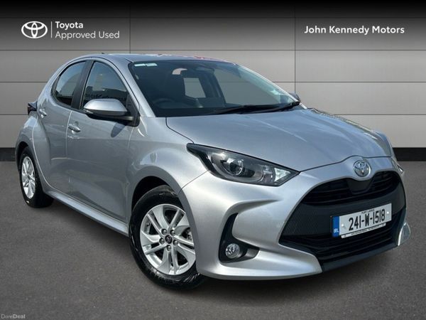Toyota Yaris Hatchback, Petrol Hybrid, 2024, Grey