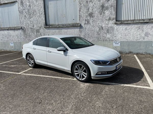 Volkswagen Passat Saloon, Diesel, 2017, White