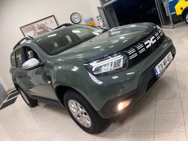 Dacia Duster SUV, Petrol, 2023, Grey