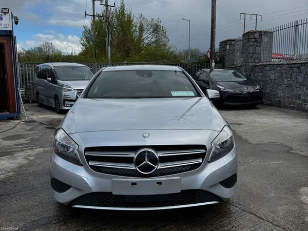 Mercedes-Benz A-Class Hatchback, Petrol, 2015, Silver