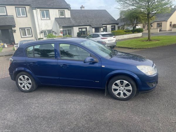 Opel Astra Hatchback, Petrol, 2008, Blue