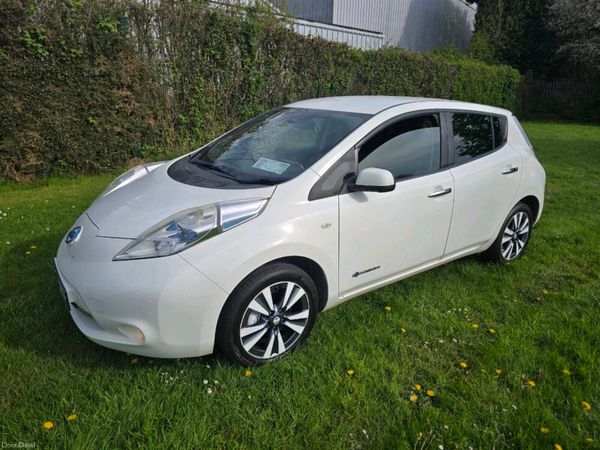Nissan Leaf Hatchback, Electric, 2016, White