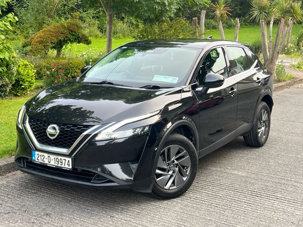 Nissan Qashqai MPV, Petrol, 2021, Black