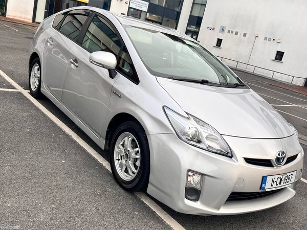 Toyota Prius Hatchback, Petrol Hybrid, 2011, Silver