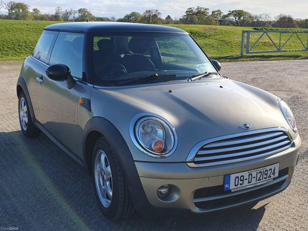 Mini Cooper Hatchback, Diesel, 2009, Silver