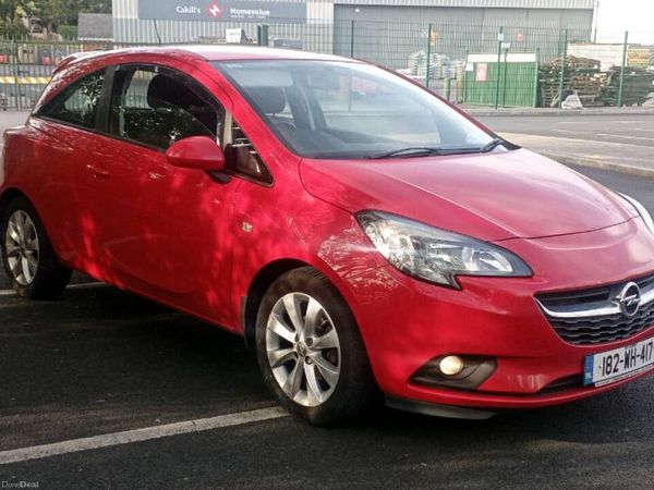 Opel Corsa Hatchback, Petrol, 2018, Red