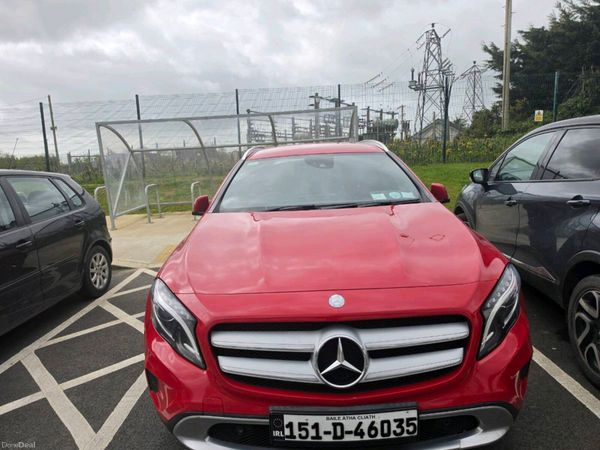 Mercedes-Benz GLA SUV, Diesel, 2015, Red