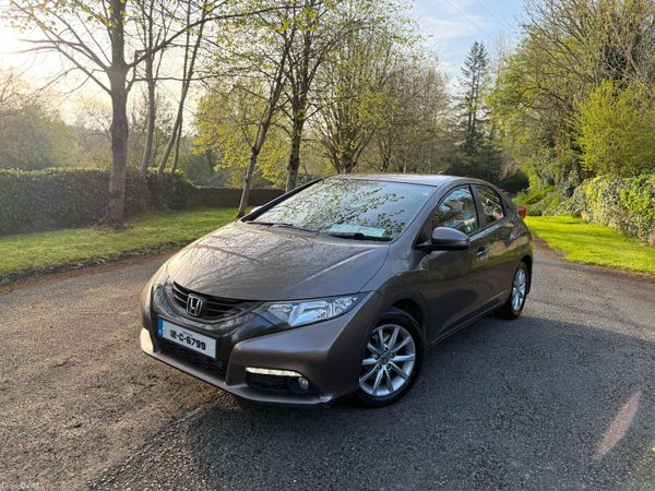 Honda Civic Hatchback, Diesel, 2012, Beige