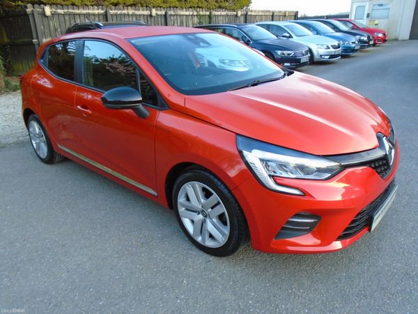 Renault Clio Hatchback, Petrol, 2020, Orange