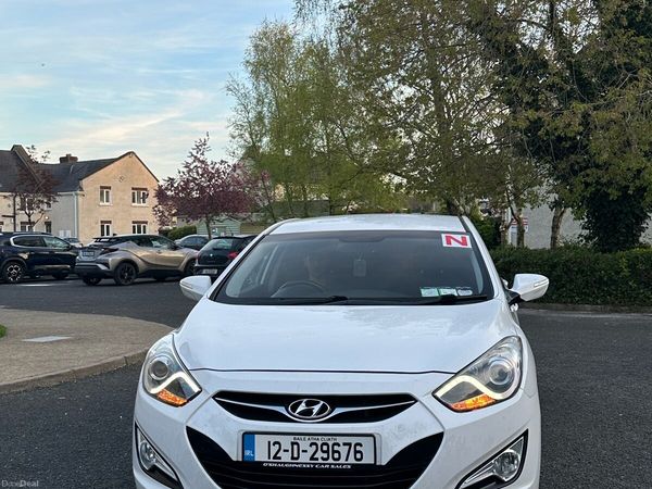 Hyundai i40 Saloon, Diesel, 2012, White