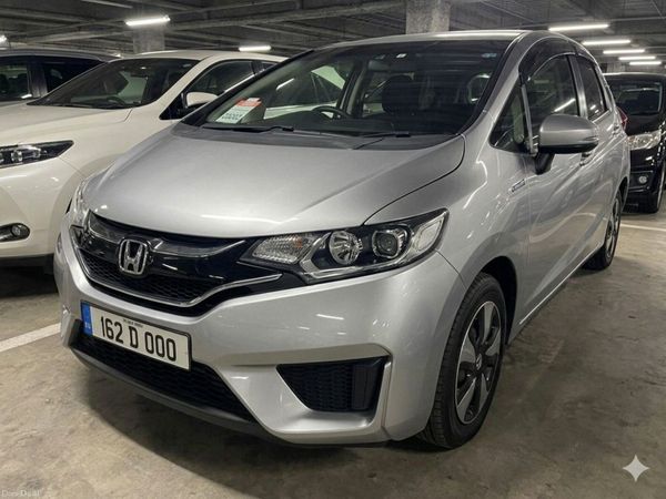 Honda Fit Hatchback, Hybrid, 2016, Silver