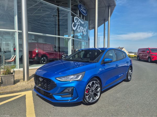 Ford Focus Hatchback, Petrol Hybrid, 2026, Blue
