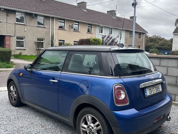 Mini Cooper Hatchback, Diesel, 2013, Blue