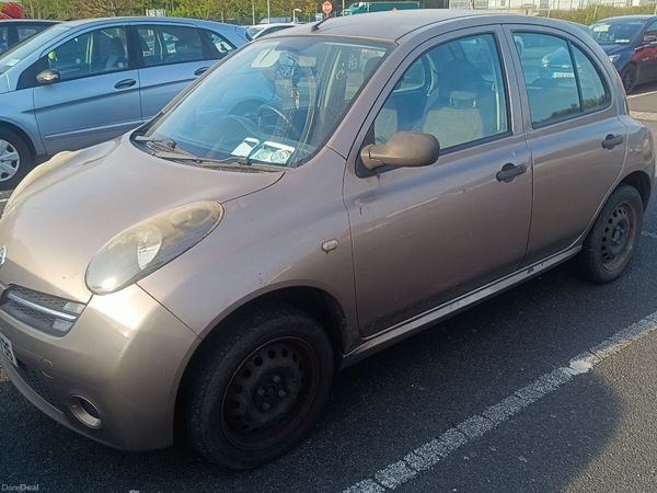 Nissan Micra Hatchback, Petrol, 2006, Gold