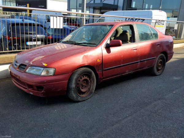 Nissan Primera Saloon, Diesel, 1998, Red