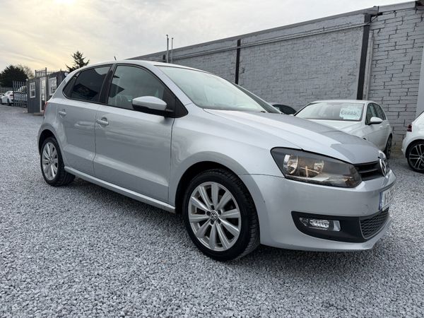 Volkswagen Polo Hatchback, Petrol, 2011, Silver