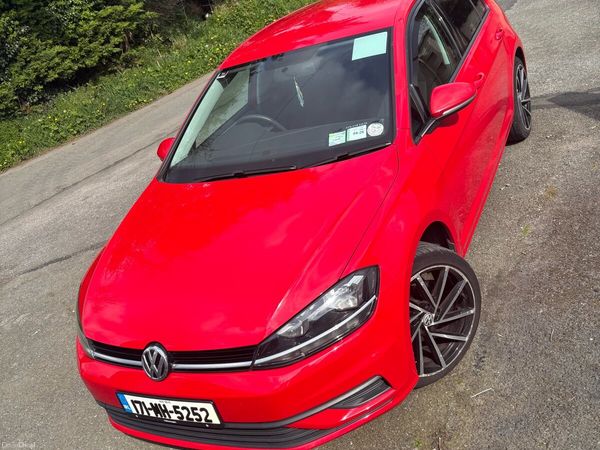 Volkswagen Golf Hatchback, Petrol, 2017, Red