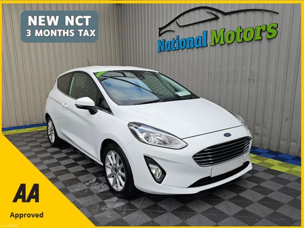 Ford Fiesta Hatchback, Petrol, 2018, White