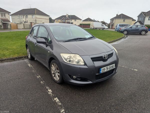 Toyota Auris Hatchback, Diesel, 2009, Grey