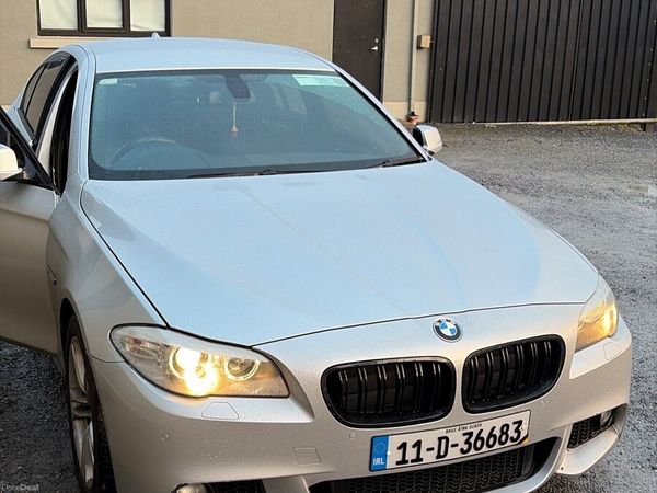 BMW 5-Series Saloon, Diesel, 2011, Silver