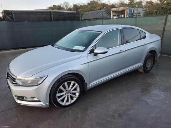 Volkswagen Passat Saloon, Diesel, 2018, Silver