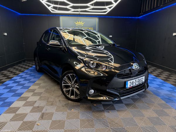 Toyota Yaris Hatchback, Petrol Hybrid, 2024, Black