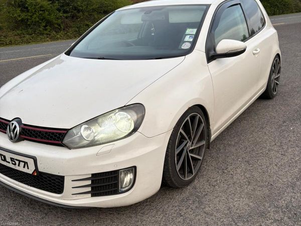 Volkswagen Golf Hatchback, Diesel, 2012, White