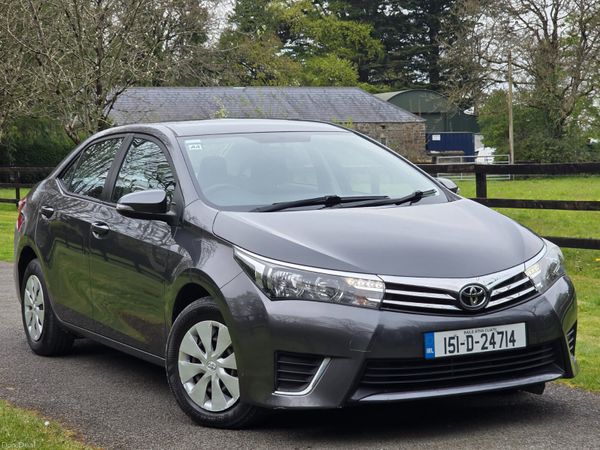 Toyota Corolla Saloon, Diesel, 2015, Grey
