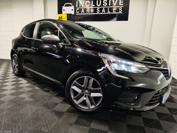 Renault Clio Hatchback, Petrol, 2022, Black