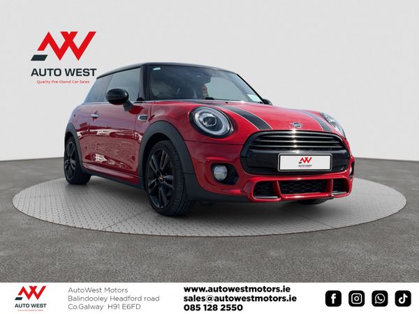 Mini Cooper Hatchback, Petrol, 2019, Red