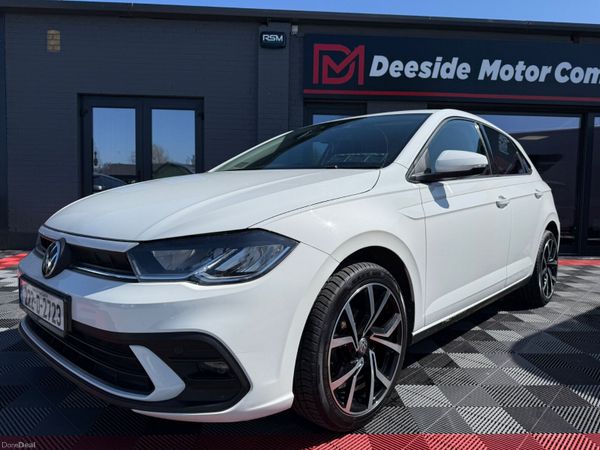 Volkswagen Polo Hatchback, Petrol, 2022, White