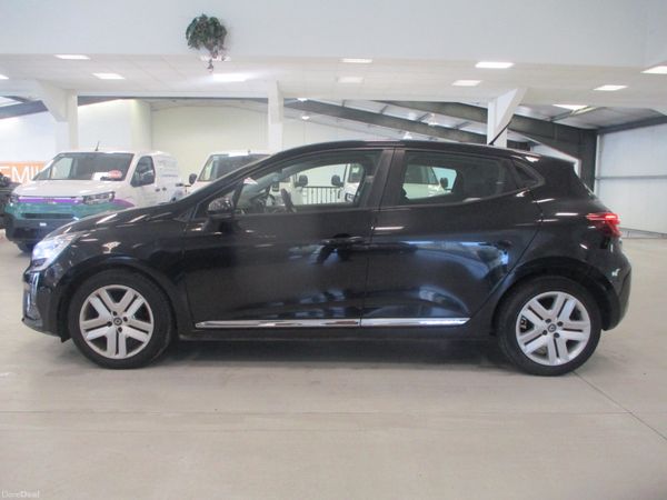 Renault Clio Hatchback, Petrol, 2020, Black
