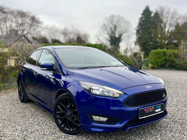 Ford Focus Hatchback, Petrol, 2017, Blue