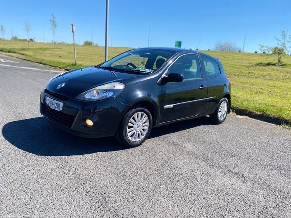 Renault Clio Hatchback, Petrol, 2013, Black