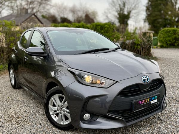 Toyota Yaris Hatchback, Petrol Hybrid, 2022, Grey