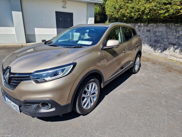 Renault Kadjar SUV, Diesel, 2016, Gold