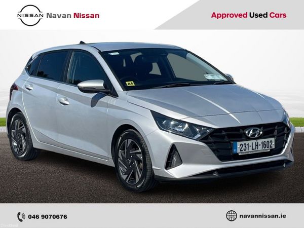 Hyundai i20 Hatchback, Petrol, 2023, Grey